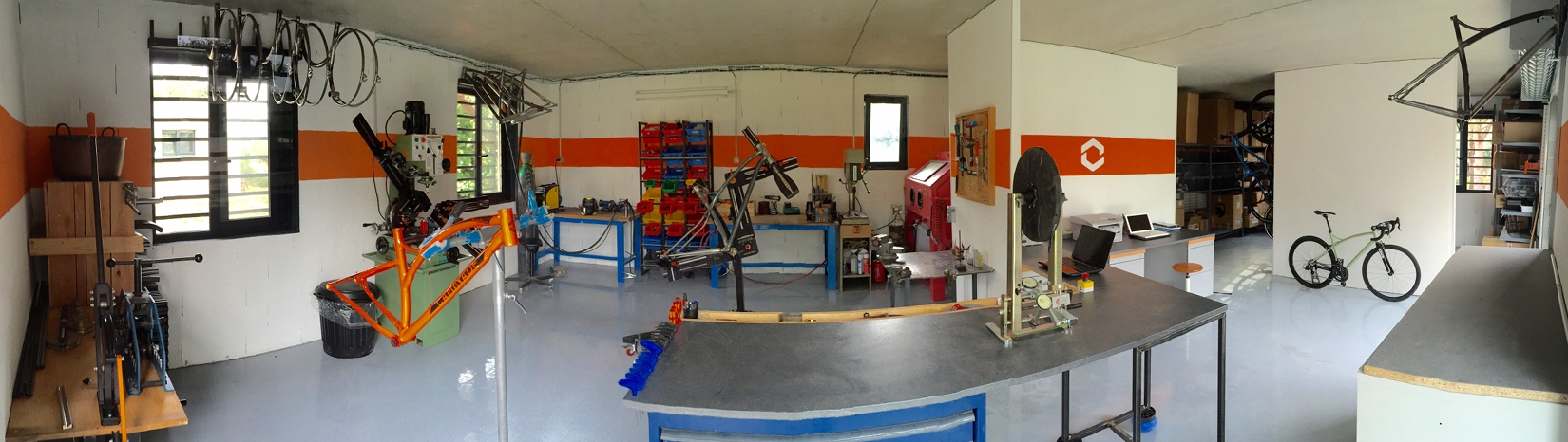 Bienvenue dans notre nouvel atelier de fabrication ! Bienvenue dans notre nouvel atelier de fabrication !