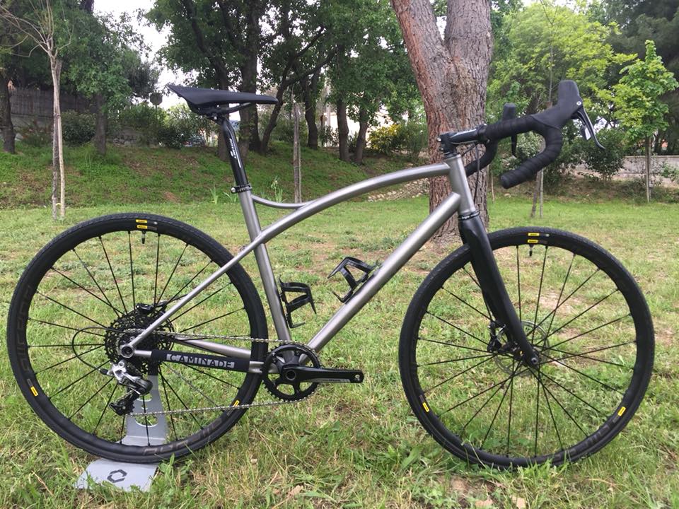 Velo gravel titane Velo gravel titane