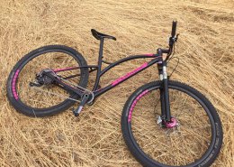 Pink SimpleTrack, mariage du rose et noir
