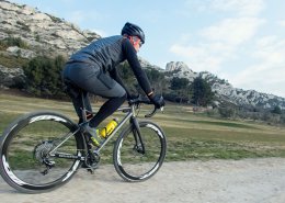 Des roues carbone en v�lo gravel titane