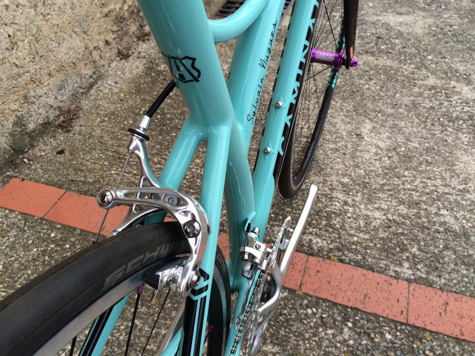 Vélo Artisanal sur Mesure - Réparation - Location