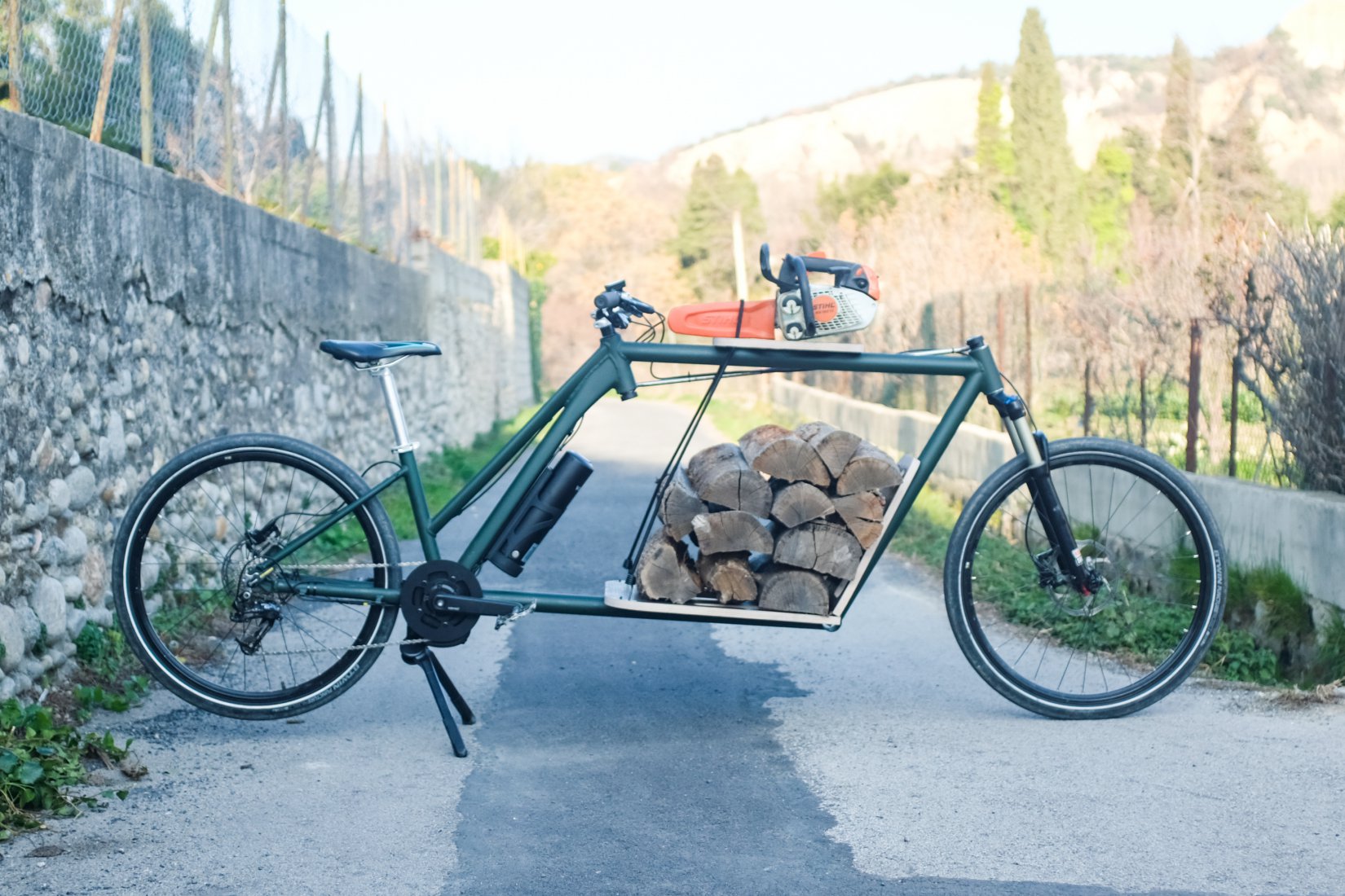 Vélo cargo VOWAG CARGO M 2.0, cadre noir, bâche avant blanche avec kit  StVZO, type 111 / 2.0 / 3 / 2