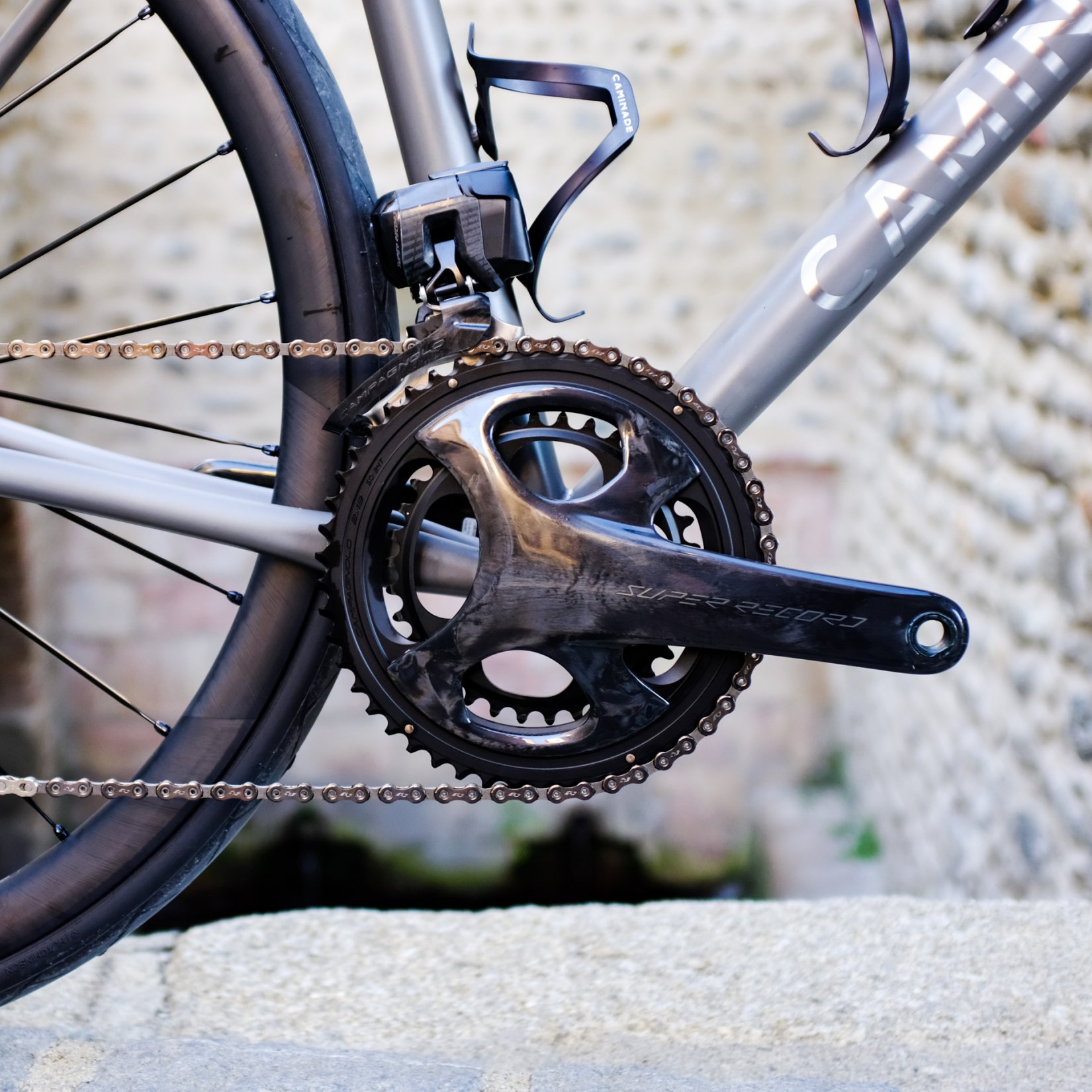 Nicolas et son Route Titane 2x13 vitesses : 1762945779.route66.titane.2x13.3.jpg