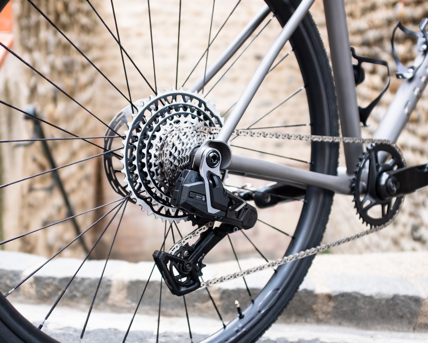 Le v�lo id�al pour la D�sertus Bikus : 1768298318.gravel.ti.claire.15.jpg