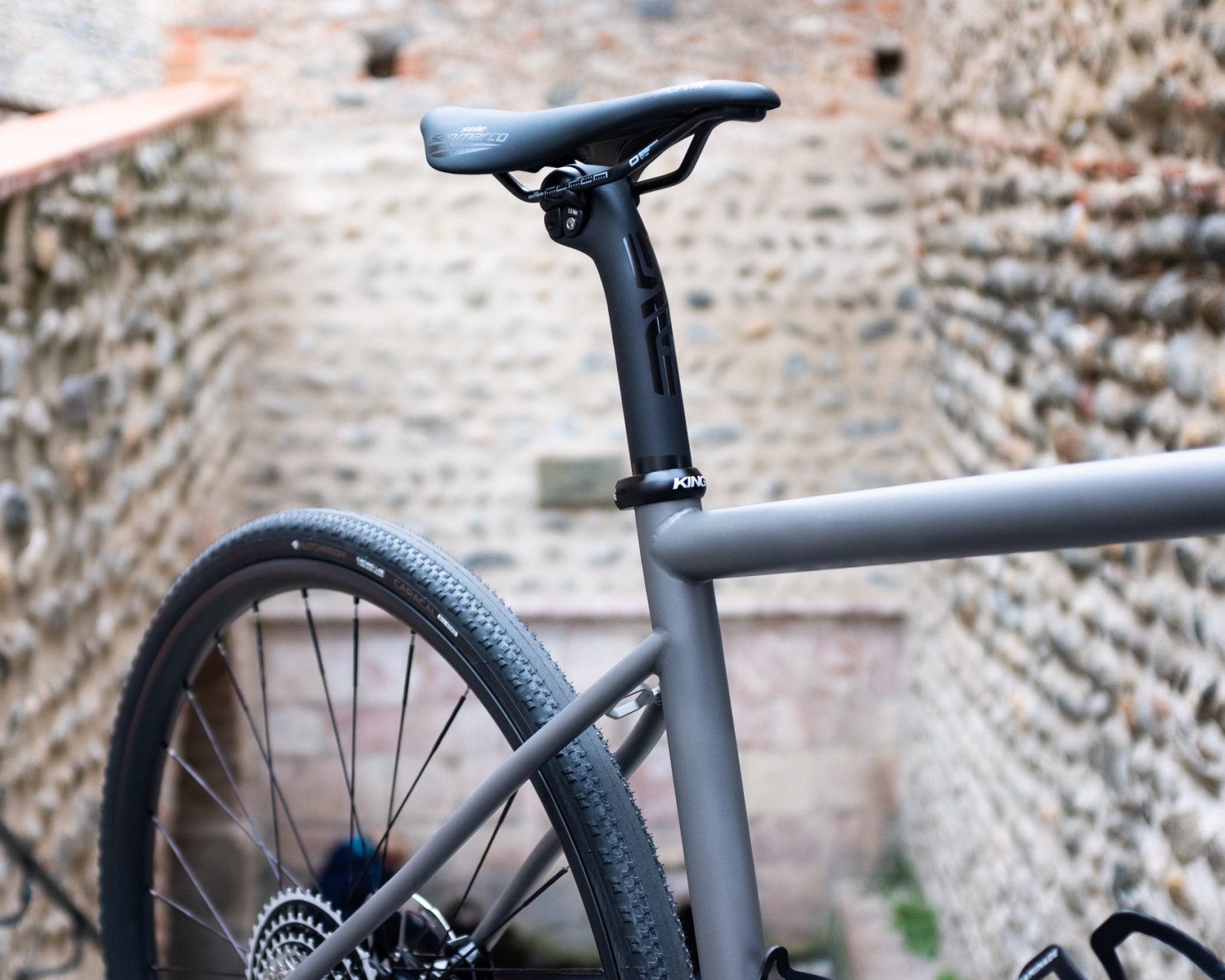 Le v�lo id�al pour la D�sertus Bikus : 1768298322.gravel.ti.claire.10.jpg