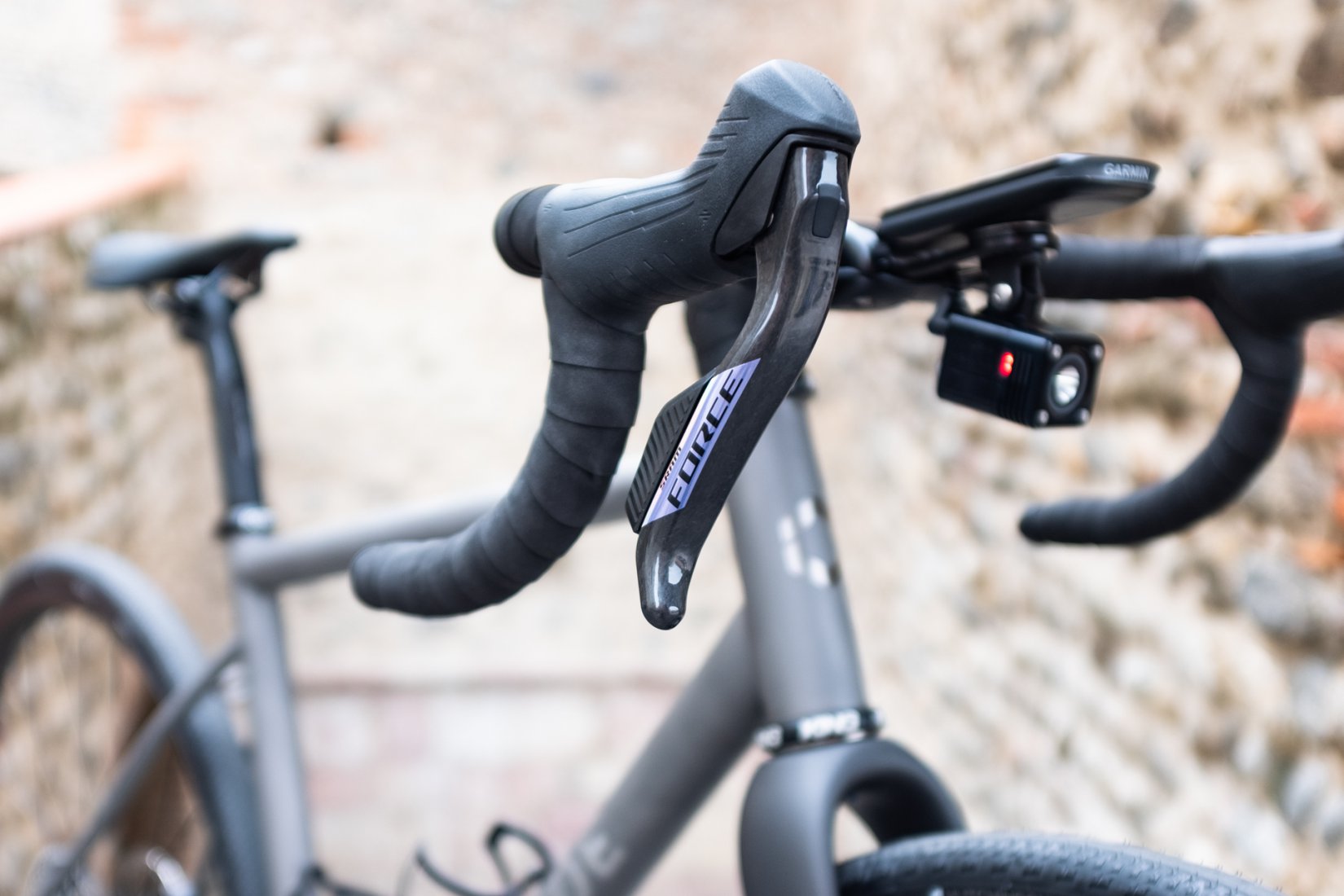 Le v�lo id�al pour la D�sertus Bikus : 1768298323.gravel.ti.claire.9.jpg