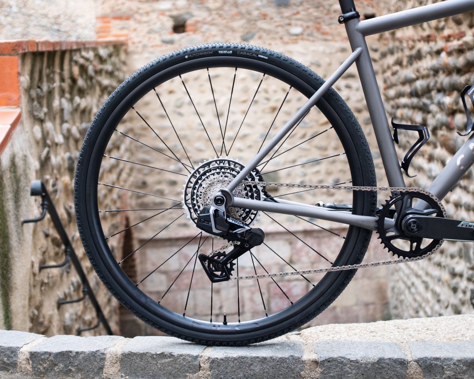 Le v�lo id�al pour la D�sertus Bikus : 1768298327.gravel.ti.claire.5.jpg