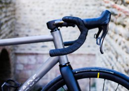 Nicolas et son Route Titane 2x13 vitesses