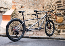Construire un tandem VTT en titane pour le Roc dAzur